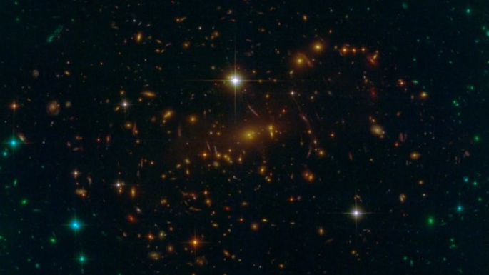 SMACS 0723 capturée par Hubble