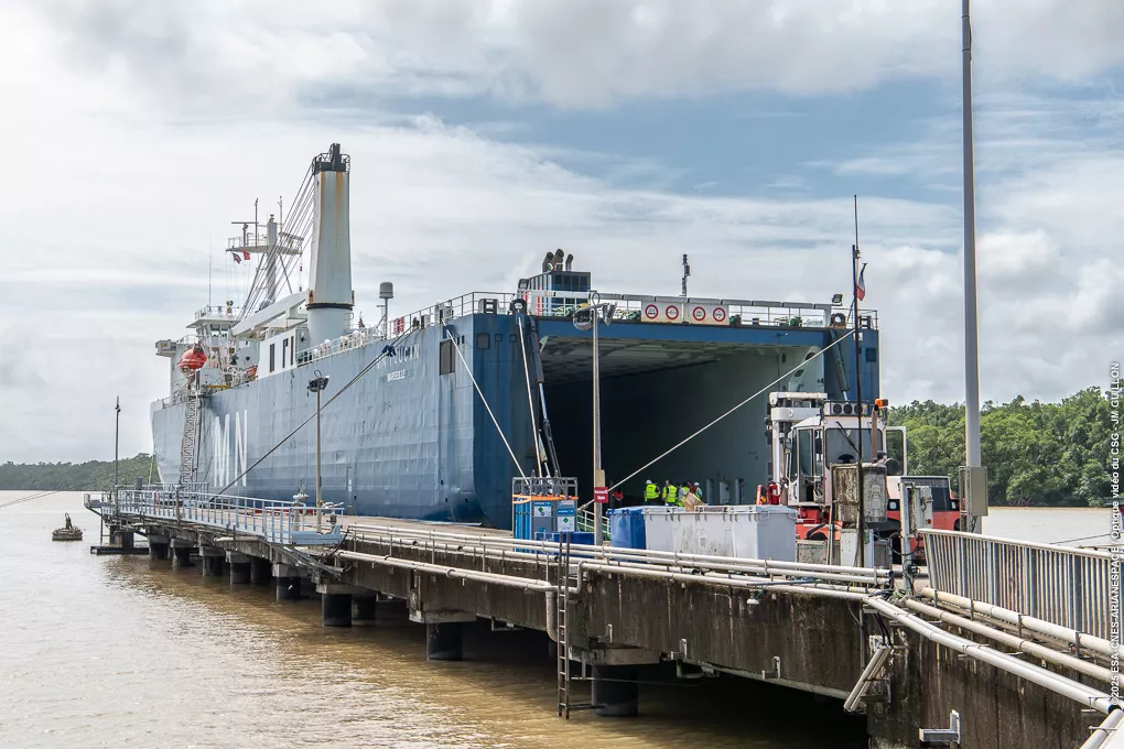 Arrivée Biomass port de pariacabo