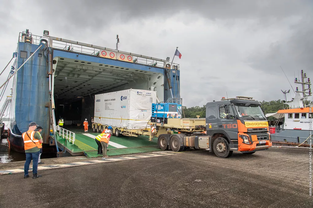Déchargement Biomass Port de pariacabo
