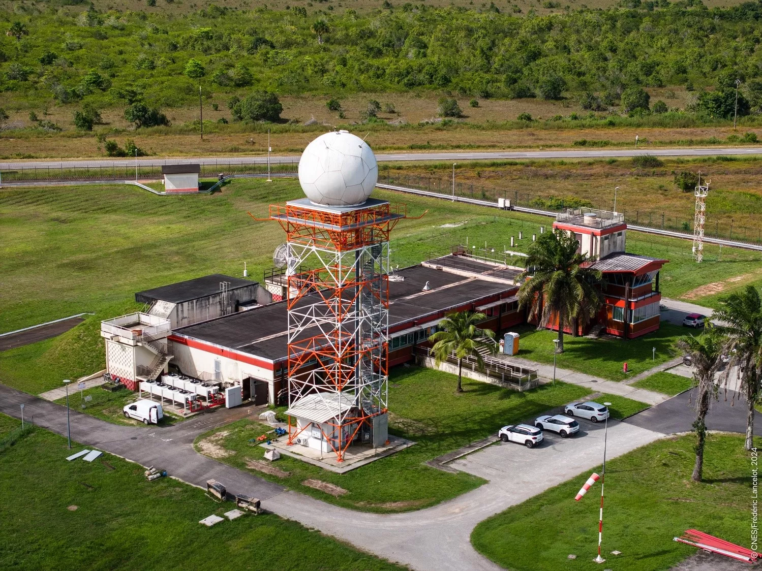 La station météo au Centre spatial guyanais.