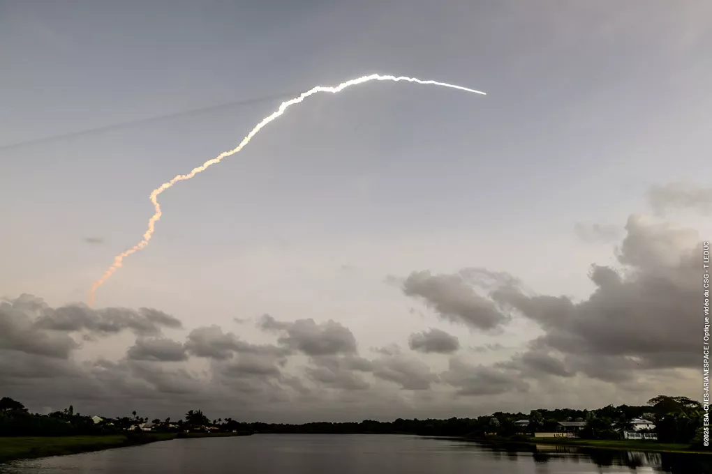 Décollage VV26 depuis Lac Bois Diable à Kourou