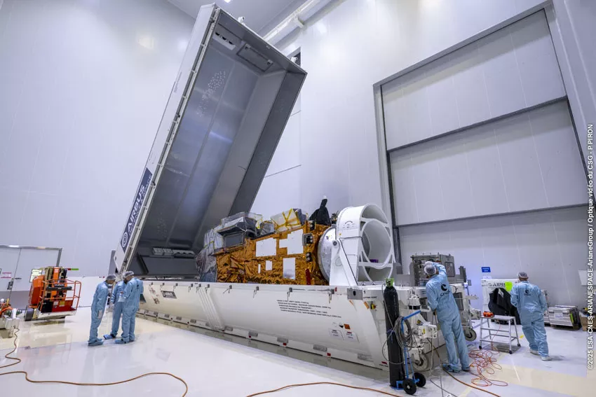 Ouverture conteneur METOP SGA-1