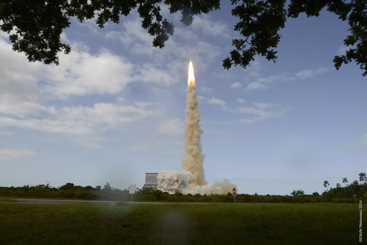 Décollage du lanceur Ariane 6 le 9 juillet 2024.