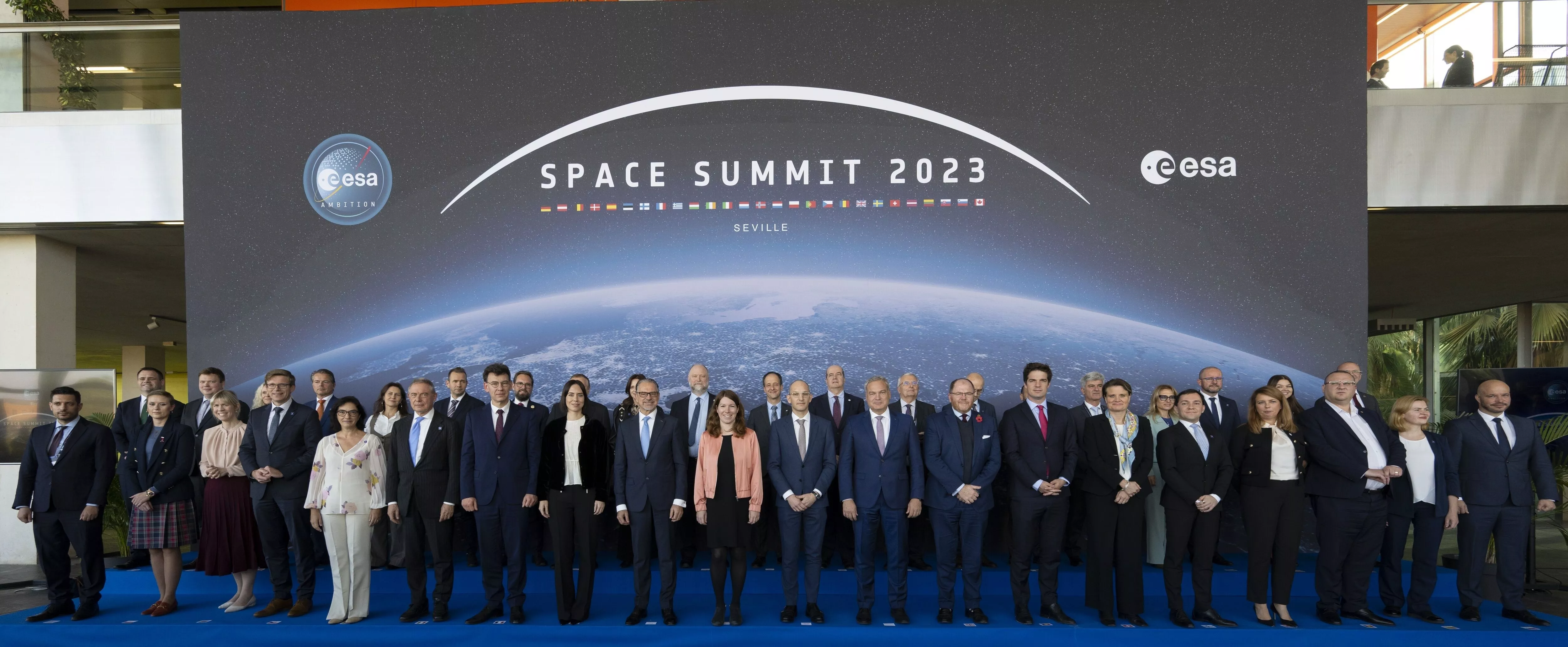 Du 6 au 7 novembre 2023, les 22 Etats membres de l’ESA, étaient tous rassemblés à Séville, en Espagne, dans le cadre du Sommet de l'Espace. 