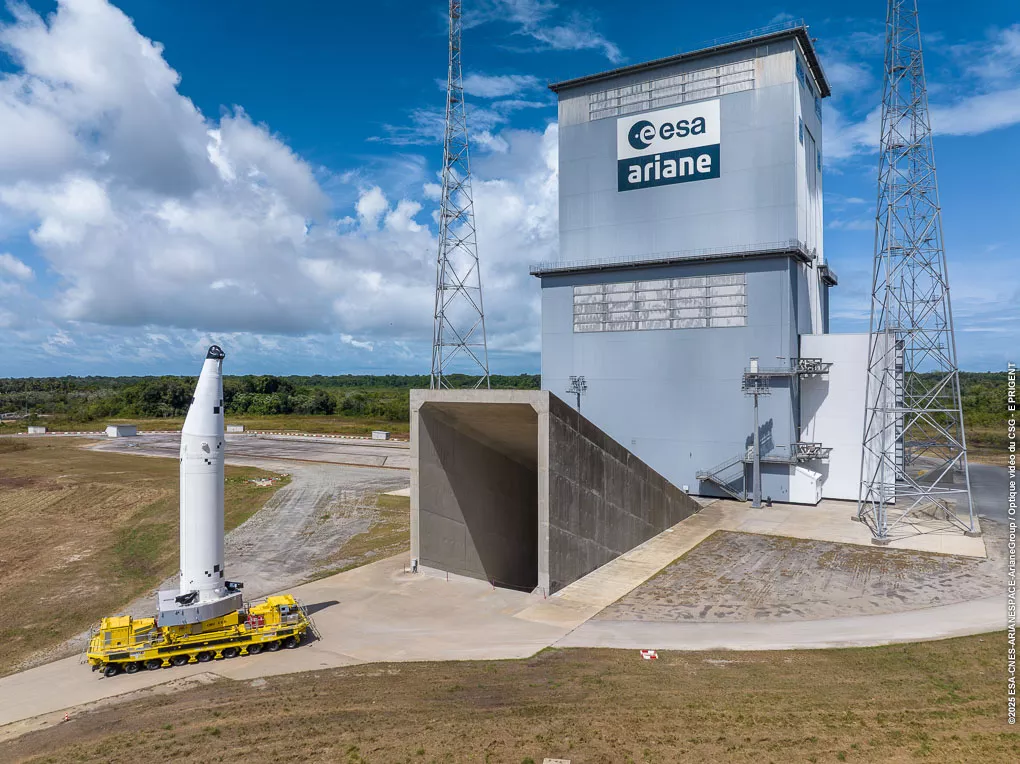 Transfert booster Ariane 6 vers pas de tir