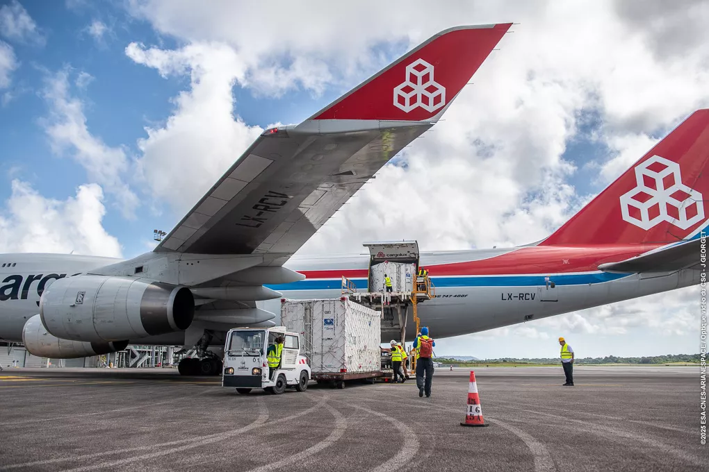 Arrivée Galileo L14 à l'aéroport F.EBOUE