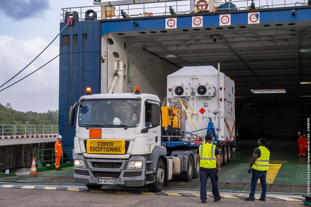 VV29_Dechargement CU1_Port de Pariacabo